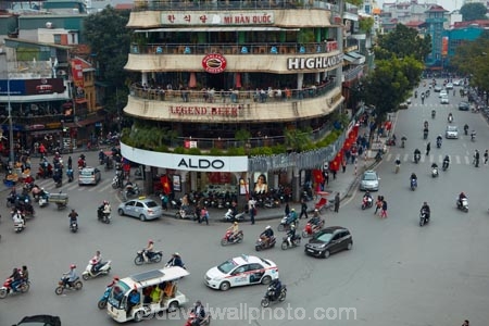 Asia;bar;bars;bike;bikes;busy-intersection;cafe;cafes;car;cars;City-View-Cafe;coffee-shop;coffee-shops;commuter;commuters;Dinh-Tien-Hoang;Hanoi;Highlands-Coffee;intersection;intersections;Legends-Beer;motorbike;motorbikes;motorcycle;motorcycles;motorscooter;motorscooters;mulitlaned;multi_lane;multi_laned-raod;multi_laned-road;multilane;networks;people;person;restaurant;restaurants;road-system;road-systems;roading;roading-network;roading-system;scooter;scooters;South-East-Asia;Southeast-Asia;step_through;step_throughs;street;street-scene;street-scenes;streets;traffic;transport;transport-network;transport-networks;transport-system;transport-systems;transportation;transportation-system;transportation-systems;Vietnam;Vietnamese