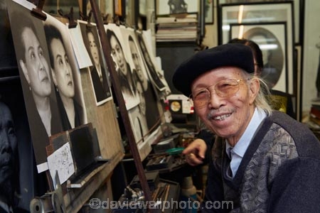 aged;artist;artists;Asia;Asian;elderly;Hanoi;Nguyen-Bao-Nguyen;O.A.P.;O.A.P.s;OAP;OAPs;old;Old-Quarter;painter;painters;painting;pensioner;pensioners;people;person;portait-painter;portrait-artist;portrait-painter;portrait-painters;portraitist;portraits;retired;South-East-Asia;Southeast-Asia;Vietnam;Vietnamese