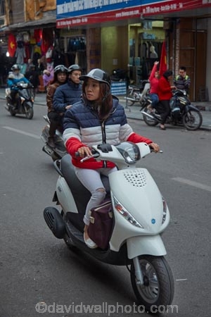 Asia;Asian;bike;bikes;female;Hanoi;Hanoi-Old-Quarter;motorbike;motorbikes;motorcycle;motorcycles;motorscooter;motorscooters;Old-Quarter;people;person;scooter;scooters;South-East-Asia;Southeast-Asia;step_through;step_throughs;street;street-scene;street-scenes;streets;Vietnam;Vietnamese;woman;women