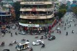 Asia;bar;bars;bike;bikes;busy-intersection;cafe;cafes;car;cars;City-View-Cafe;coffee-shop;coffee-shops;commuter;commuters;Dinh-Tien-Hoang;Hanoi;Highlands-Coffee;intersection;intersections;Legends-Beer;motorbike;motorbikes;motorcycle;motorcycles;motorscooter;motorscooters;mulitlaned;multi_lane;multi_laned-raod;multi_laned-road;multilane;networks;people;person;restaurant;restaurants;road-system;road-systems;roading;roading-network;roading-system;scooter;scooters;South-East-Asia;Southeast-Asia;step_through;step_throughs;street;street-scene;street-scenes;streets;traffic;transport;transport-network;transport-networks;transport-system;transport-systems;transportation;transportation-system;transportation-systems;Vietnam;Vietnamese