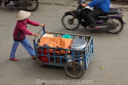 Asia;Asian;Asian-conical-hat;Asian-conical-hats;cart;carts;Central-Sea-region;conical-hat;conical-hats;female;females;Hi-An;Hoi-An;Hoi-An-Old-Town;Hoian;Indochina;ladies;lady;leaf-hat;leaf-hats;non-la;nÃ³n-lÃ¡;old-town;palm_leaf-conical-hat;people;person;South-East-Asia;Southeast-Asia;street;street-scene;street-scenes;streets;UN-world-heritage-area;UN-world-heritage-site;UNESCO-World-Heritage-area;UNESCO-World-Heritage-Site;united-nations-world-heritage-area;united-nations-world-heritage-site;Vietnam;Vietnamese;Vietnamese-conical-hat;Vietnamese-conical-hats;Vietnamese-hat;Vietnamese-hats;Vietnamese-symbol;woman;women;world-heritage;world-heritage-area;world-heritage-areas;World-Heritage-Park;World-Heritage-site;World-Heritage-Sites