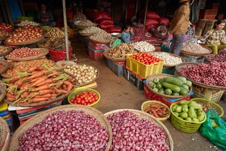 commerce;commercial;Dong-Ba-Market;fresh-produce;Hu;Hue;market;market-place;market-stall;market-stalls;market_place;marketplace;marketplaces;markets;North-Central-Coast;produce;produce-market;produce-markets;produce-stall;retail;retailer;retailers;shop;shopping;shops;stall;stalls;street-scene;street-scenes;Tha-ThiÃªn_Hu-Province;Thua-Thien_Hue-Province;vege;veges;vegetable;vegetable-stall;vegetable-stalls;vegetables;Vietnam;Vietnamese;Asia