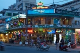 Asian;bar;bars;cafe;cafes;coffee-shop;coffee-shops;dark;diner;diners;dining;dining-out;DMZ;DMZ-bar;DMZ-bar-and-restaurant;DMZ-restaurant;dusk;evening;Hu;Hue;light;lighting;lights;night;night-time;night_time;North-Central-Coast;people;person;restaurant;restaurants;street;street-scene;street-scenes;streets;Tha-Thiên_Hu-Province;Thua-Thien_Hue-Province;twilight;Vietnam;Vietnamese;Asia
