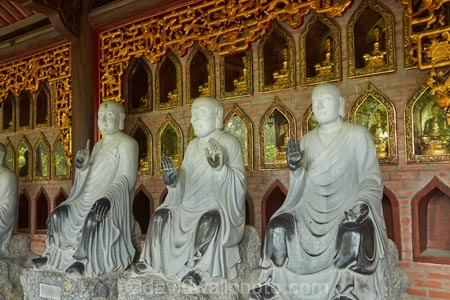 alabaster;Arhat;Arhats;Asia;Bai-Dinh-Buddist-Temple;Bai-Dinh-Mountain;Bai-Dinh-Temple;Bai-Dinh-Temple-Spiritual-and-Cultural-Complex;Buddhist-Temple;Buddhist-Temples;Buddism;Buddist;Chua-Bai-Dinh;cloister;cloisters;corridor;corridors;Gai-Vien-District;gold;hall;halls;marble;Ninh-Binh;Ninh-Binh-Province;Ninh-BÃ¬nh-province;Northern-Vietnam;place-of-worship;places-of-worship;religion;religions;religious;South-East-Asia;Southeast-Asia;statue;statues;stone;stone-statues;temple;temples;Vietnam;Vietnamese