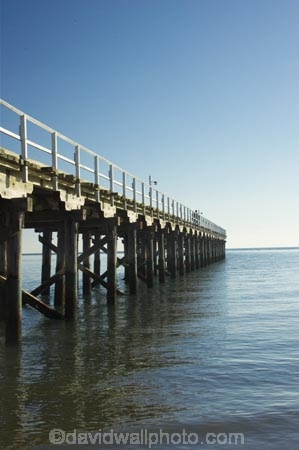 australasia;Australia;australian;coast;coastal;coastline;Fraser-Coast;Hervey-Bay;jetties;jetty;people;person;pier;piers;queensland;Urangan-pier;wharf;wharfs;wharves