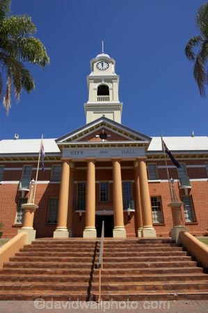 1908;architectural;architecture;australasia;Australia;australian;building;buildings;character;City-Hall;city-halls;classic;classical;clock-tower;clock-towers;colonial;column;columns;heritage;historic;historical;Maryborough;old;palm;palm-tree;palm-trees;palms;Queensland;stair;stairs;step;steps;town-hall;town-halls