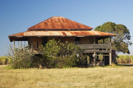 abandon;abandoned;australasia;australasian;Australia;australian;balcony;character;Derelict;discarded;farm;farming;farmland;farms;field;fields;forgotten;heritage;Hervey-Bay;historic;historical;horticulture;House;houses;old;overgrown;Queensland;Queenslander;queenslanders;relic;rural;rust;rustic;rusty