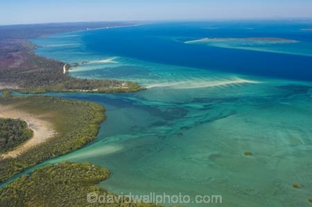 aerial;aerials;australasia;Australia;australian;coast;coastal;coastline;creek;creeks;Fraser-Coast;Fraser-Island;great-sandy-n.p.;great-sandy-national-park;great-sandy-np;Great-Sandy-Straits;Hervey-Bay;mangrove;mangroves;pacific-ocean;Queensland;River-Mouth;rivers;shore;shoreline;stream;streams;tidal;tide