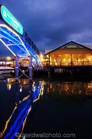 australasia;Australia;bridge;bridges;Broadwater;coast;coastal;Fishermans-Wharf-Tavern;Gold-Coast;inlet;inlets;marina;marinas;Mariners-Cove;night;night-time;night_time;pacific-ocean;pub;pubs;queensland;reflection;reflections;southport;surfers-paradise;tavern;taverns
