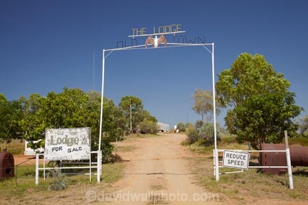 Australasian;Australia;Australian;blue-skies;blue-sky;Camp;Camp-Ground;Camp-Grounds;Camp-Site;Camp-Sites;Camping;Camping-Area;Camping-Areas;Camping-Ground;Camping-Grounds;Camping-Site;Camping-Sites;Caravan-Park;Caravan-Parks;gate;gateway;Halls-Creek;Holiday;Holiday-Park;Holiday-Parks;holidays;Kimberley;Kimberley-Region;Old-Halls-Creek;Old-Town-Lodge;sign;signs;The-Kimberley;The-Lodge;vacation;vacations;W.A.;WA;West-Australia;Western-Australia