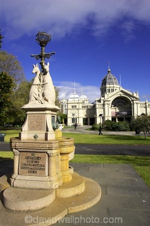 1879;architectural;architecture;australasian;Australia;australian;building;buildings;carlton-gardens;exhibition-building;historic;historical;history;kangaroo;kangaroo-statue;kangaroos;Melbourne;old;royal-exhibition-building;statue;statues;Victoria;victoria-statue