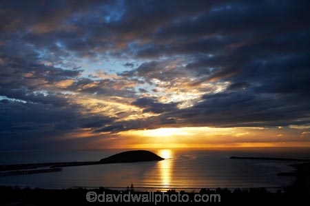 Australasian;Australia;Australian;break-of-day;coast;coastal;coastline;coastlines;coasts;Coffs-Harbor;Coffs-Harbour;Coffs-Harbor;Coffs-Harbour;dawn;dawning;daybreak;first-light;harbor;harbors;harbour;harbours;Mid-North-Coast;Mid-North-Coast-NSW;Mid-North-Nsw;Mid-Northern-NSW;morning;Muttonbird-Is;Muttonbird-Island;Muttonbird-Island-Nature-Reserve;N.S.W.;New-South-Wales;NSW;ocean;oceans;orange;sea;shore;shoreline;shorelines;shores;sunrise;sunrises;sunup;twilight