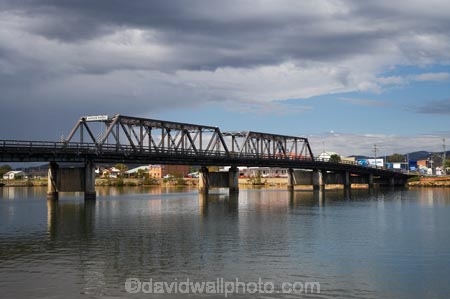 approaching-storm;approaching-storm-clouds;Australasian;Australia;Australian;black-cloud;black-clouds;cloud;cloudy;dark-cloud;dark-clouds;grey-cloud;grey-clouds;Macksville;Macksville-Bridge;Mid-North-Coast;Mid-North-Coast-NSW;Mid-North-Nsw;Mid-Northern-NSW;N.S.W.;Nambucca-River;New-South-Wales;NSW;rain-cloud;rain-clouds;river;rivers;storm;storm-clouds;storms;stormy