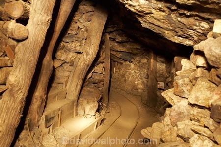 Australasia;Australia;Australian;Australian-Desert;Australian-Deserts;Australian-Outback;Broken-Hill;cave;cavern;caverns;caves;Day-Dream-Mine;Daydream-Mine;dugout;excavate;excavating;excavation;grotto;grottos;heritage;historic;historic-mine;historic-mines;historical;historical-mine;historical-mines;history;mine;mines;mining;N.S.W.;New-South-Wales;NSW;old;outback;Silver-Mine;Silver-Mines;Silverton;subterranean;under-ground;under_ground;underground;underworld