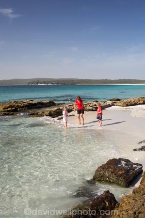 Australasia;Australia;beach;beaches;boy;boys;brother;brothers;child;children;City-of-Shoalhaven;coast;coastal;coastline;coastlines;coasts;families;family;foreshore;girl;girls;Hyams-Beach;Jervis-Bay;kid;kids;little-boy;little-girl;mother;mothers;N.S.W.;New-South-Wales;NSW;ocean;oceans;people;person;sand;sandy;sea;Seamans-Beach;Seamans-Beach;seas;Shoalhaven;shore;shoreline;shorelines;shores;sibbling;sibblings;sister;sisters;small-boys;small-girls;South-New-South-Wales;Southern-New-South-Wales;The-Shoalhaven;water