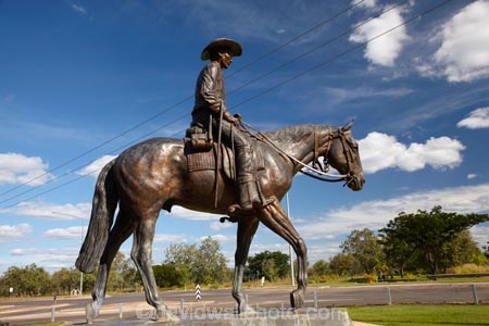 Australasia;Australia;bronze-statue;cattle-pioneers;horse;horseman;horses;Katherine;memorial;memorials;N.T.;Northern-Territory;NT;pioneer-memorial;statue;statues;stockman-on-horse;Stockman-Statue;Top-End