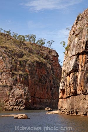 Australasia;Australia;bluff;bluffs;canyon;canyons;cliff;cliffs;gorge;gorges;Katherine;Katherine-Gorge;Katherine-Gorge-National-Park;Katherine-River;N.T.;national-park;national-parks;Nitmiluk-N.P.;Nitmiluk-National-Park;Nitmiluk-NP;Northern-Territory;NT;river;rivers;Top-End