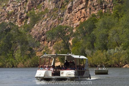 Australasia;Australia;bluff;bluffs;boat;boats;cliff;cliffs;cruise;cruises;Katherine;Katherine-Gorge;Katherine-Gorge-National-Park;Katherine-River;launch;launches;N.T.;national-park;national-parks;Nitmiluk-Cruises;Nitmiluk-N.P.;Nitmiluk-National-Park;Nitmiluk-NP;Nitmiluk-Tours;Northern-Territory;NT;Top-End;tour-boat;tour-boats;tourism;tourist;tourist-boat;tourist-boats;water