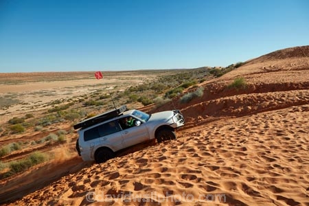Simpson-Desert;desert;deserts;Queensland;4wd;4wds;4wds;4x4;4x4s;4x4s;back-country;backcountry;backwoods;countryside;four-by-four;four-by-fours;four-wheel-drive;four-wheel-drives;suv;suvs;vehicle;vehicles;Australia;Australian;outback;outback-Australia;Qld;QAA-Line;QAA;Big-Red;Big-Red-Dune;Nappanerica;dune;dunes;sand-dune;sand-dunes;sand;sand;sandy-track;tracks;track;QAA-track