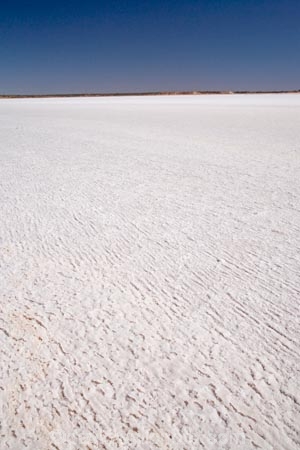 alkalii-flat;arid;Australasia;Australasian;Australia;Australian;Australian-Desert;Australian-Deserts;Australian-Outback;back-country;backcountry;basin;blue;bright;bright-white;dazzle;dazzling;Desert;deserts;desolate;dry-lake;dry-lakes;endorheric;endorheric-basin;endorheric-basins;endorheric-lake;extreme;flat;geography;glare;glary;hostile;lake;lake-bed;lake-beds;Lake-Hart;lakes;Outback;pan;pans;playa;playas;red-centre;remote;S.A.;SA;sabkha;saline;salt;salt-crust;salt-lake;salt-lakes;salt-pan;salt-pans;salt_pan;salt_pans;saltpan;saltpans;salty;South-Australia;Stuart-Highway;white;Woomera-Prohibited-Area