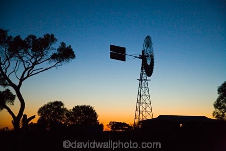 agricultural;agriculture;arid;Australasia;Australasian;Australia;australian;Australian-Desert;Australian-Deserts;Australian-Outback;back-country;backcountry;backwoods;bore-pump;bore-pumps;borepump;borepumps;country;countryside;desert;Deserts;dry;dusk;evening;farm;farming;farmland;farms;Glendambo;nightfall;orange;Outback;red-centre;remote;remoteness;rural;S.A.;SA;silhouette;silhouettes;sky;South-Australia;Stuart-Highway;sunset;sunsets;twilight;wilderness;wind;wind-mill;wind-mills;wind_mill;wind_mills;windmill;windmills;windy