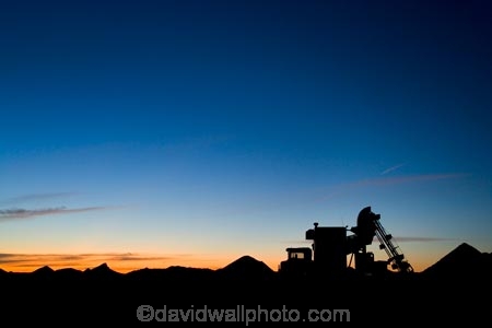 Australasian;Australia;Australian;Australian-Outback;conveyer;conveyers;Coober-Pedy;dusk;evening;excavate;excavator;machine;machinery;machines;mine;mines;mining;mining-machinery;nightfall;opal-mine;opal-mines;opal-mining;orange;Outback;red-centre;S.A.;SA;sky;South-Australia;sunset;sunsets;truck;trucks;twilight