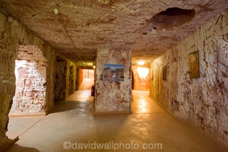 accommodation;Australasian;Australia;Australian;Australian-Outback;Backpackers;cave;cavern;caverns;caves;Coober-Pedy;different;dugout;grotto;grottos;inn;motel;motels;Outback;quirky;Radekas-Downunder;Radekas-Downunder;red-centre;S.A.;SA;South-Australia;subterranean;under-ground;under_ground;underground;underground-accommodation;underground-motel;underworld;unusual;unusual-accommodation