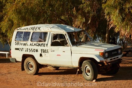 South-Australia;SA;S.A.;Australia;Australian;outback;outback-Australia;Oodnadatta-Track;Oodnadata-Track;William-Creek-Driving-Academy;Willaim-Creek;toyota;landcruiser;humour;outback-humour