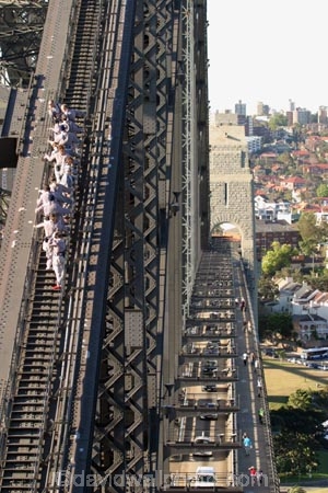 climb;bridges;climber;silhouette;high;adventure;tourism;tourist;exciting;harbor;harbour;harbors;harbours-;Bridge;Climbers;Sydney;Australia