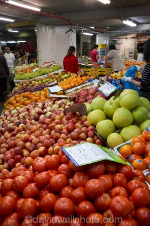 Australasia;Australia;commerce;food;food-market;food-markets;food-shop;food-shops;fresh;fruit-and-vegetables;Haymarket;market;Market-City;markets;N.S.W.;New-South-Wales;NSW;Paddys-Market;plum;plums;produce-market;produce-markets;Produce-Stall;produce-stalls;sell;shop;shops;Sydney;tomato;tomatoes;vegetable