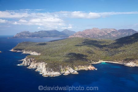 aerial;aerial-photo;aerial-photograph;aerial-photographs;aerial-photography;aerial-photos;aerial-view;aerial-views;aerials;Australasian;Australia;Australian;bluff;bluffs;Cape-Tourville;cliff;cliffs;coast;coastal;coastline;coastlines;coasts;East-Tasmania;Eastern-Tasmania;foreshore;Freycinet-N.P.;Freycinet-National-Park;Freycinet-NP;Freycinet-Peninsula;Island-of-Tasmania;national-parks;ocean;sea;sea-cliff;sea-cliffs;shore;shoreline;shorelines;shores;State-of-Tasmania;Tas;Tasman-Sea;Tasmania;water