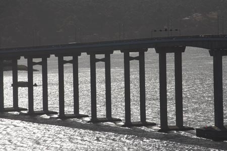 Australasian;Australia;Australian;bridge;bridges;Derwent-River;Hobart;Island-of-Tasmania;River-Derwent;road-bridge;road-bridges;State-of-Tasmania;Tas;Tasman-Bridge;Tasmania;traffic-bridge;traffic-bridges