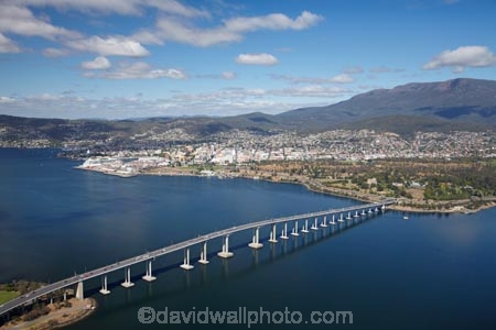 aerial;aerial-photo;aerial-photograph;aerial-photographs;aerial-photography;aerial-photos;aerial-view;aerial-views;aerials;Australasian;Australia;Australian;bridge;bridges;Derwent-River;Hobart;Island-of-Tasmania;Mount-Wellington;Mt-Wellington;Mt.-Wellington;Queens-Domain;River-Derwent;State-of-Tasmania;Tas;Tasman-Bridge;Tasmania