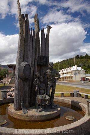 art;art-work;art-works;Australasian;Australia;Australian;Island-of-Tasmania;Miners-Siding;Miners-Siding-Statue;miners-statue;mining-statue;public-art;public-art-work;public-art-works;public-sculpture;public-sculptures;Queenstown;sculptor-Stephen-Walker;sculpture;sculptures;State-of-Tasmania;statue;statues;Tas;Tasmania;The-West;West-Tasmania;Western-Tasmania