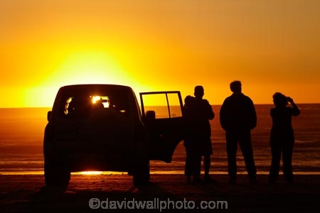 4wd;4wds;4wds;4x4;4x4s;4x4s;Australasian;Australia;Australian;beach;beaches;coast;coastal;coastline;dusk;evening;four-by-four;four-by-fours;four-wheel-drive;four-wheel-drives;Island-of-Tasmania;nightfall;Ocean-Beach;orange;people;person;sand;sandy;shore;shoreline;silhouette;silhouettes;sky;Southern-Ocean;sports-utility-vehicle;sports-utility-vehicles;State-of-Tasmania;Strahan;sunset;sunsets;suv;suvs;Tas;Tasmania;The-West;twilight;vehicle;vehicles;West-Tasmania;Western-Tasmania