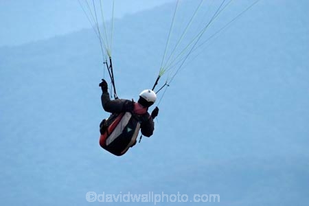 adrenaline;adventure;adventure-tourism;altitude;australasian;Australia;australian;Bright;excite;excitement;extreme;extreme-sport;fly;flyer;flying;free;freedom;paraglide;paraglider;paragliders;paragliding;parapont;paraponter;paraponters;paraponting;paraponts;parasail;parasailer;parasailers;parasailing;parasails;pilot;pilots;recreation;skies;sky;soar;soaring;sport;sports;Victoria;view