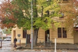 Australia;autuminal;autumn;autumn-colour;autumn-colours;autumnal;bank;banks;Beechworth;building;buildings;color;colors;colour;colours;deciduous;East-Victoria;Eastern-Victoria;fall;heritage;historic;historic-building;historic-buildings;historical;historical-building;historical-buildings;history;leaf;leaves;old;season;seasonal;seasons;tradition;traditional;tree;trees;VIC;Victoria
