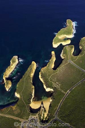 12-apostles;aerial;aerials;australasian;australia;australian;beach;beaches;bluff;bluffs;cliff;cliffs;coast;coastal;coastline;geological-formation;geological-formations;geology;great-ocean-highway;great-ocean-road;great-ocean-route;horizon;horizons;landscape;landscapes;loch-ard-gorge;loch-art-gorge;lochard-gorge;mutton-bird-is;mutton-bird-is.;mutton-bird-island;muttonbird-is;muttonbird-is.;muttonbird-island;ocean;oceans;port-campbell-national-park;rock-formation;rock-formations;sand;sandy;sea;seas;shipwreck-coast;shore;shoreline;southern-ocean;steep;surf;the-island-archway;travel;twelve-apostles;twelve-apostles-marine-national;victoria;viewpoint;viewpoints;wave;waves