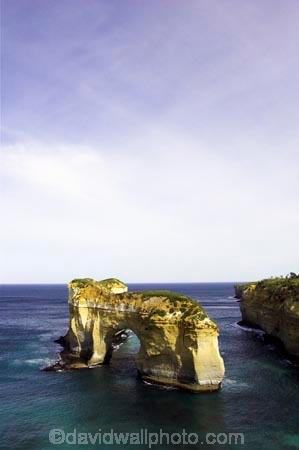 arch;arches;archway;archways;australasian;australia;australian;bluff;bluffs;cliff;cliffs;coast;coastal;coastline;erode;erodes;erosion;errosion;geological-formation;geological-formations;geology;great-ocean-highway;great-ocean-road;great-ocean-route;horizon;horizons;landscape;landscapes;loch-ard-gorge;loch-art-gorge;lochard-gorge;ocean;oceans;port-campbell-national-park;rock-formation;rock-formations;sea;seas;shipwreck-coast;shore;shoreline;southern-ocean;steep;surf;the-island-archway;travel;victoria;viewpoint;viewpoints;wave;waves
