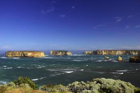 arch;australasia;australasian;australia;australian;Bay-Of-Islands;blow;bluff;bluffs;cliff;cliffs;coast;coastal;coastline;coastlines;coasts;gale;gale-force-wind;gale-force-winds;galeforce;galeforce-wind;galefore-winds;great-ocean-highway;Great-Ocean-Road;great-ocean-route;gust;gusty;island;islands;ocean;oceans;Peterborough;sea;seas;shore;shoreline;shorelines;shores;southerly;southern-ocean;squall;steep;storm;stormy;Victoria;weather;wind;windy