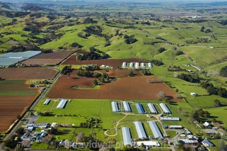 aerial;aerial-image;aerial-images;aerial-photo;aerial-photograph;aerial-photographs;aerial-photography;aerial-photos;aerial-view;aerial-views;aerials;agricultural;agriculture;ark_brown-Granular-soil;ark_brown-Granular-soils;Auckland;Auckland-region;Bombay-Hills;country;countryside;crop;crops;farm;farming;farmland;farms;fertile;fertile-soil;field;fields;horticulture;market-garden;market-gardens;meadow;meadows;N.I.;N.Z.;New-Zealand;NI;North-Is;North-Island;NZ;paddock;paddocks;pasture;pastures;Pukekohe;Pukekohe-red-soil;Pukekohe-red-soils;Pukekohe-soil;Pukekohe-soils;rd-soilds;red-soil;rural;soil;South-Auckland;vegetable-garden;vegetable-gardens
