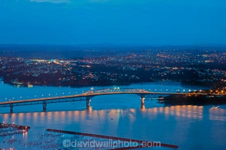 Auckland;Auckland-Harbour-Bridge;bridge;bridges;calm;City-of-Sails;dark;dusk;evening;harbor;harbors;harbour;harbours;light;lights;N.I.;N.Z.;New-Zealand;NI;night;night-time;night_time;North-Island;NZ;placid;Queen-City;quiet;reflection;reflections;serene;smooth;still;tranquil;twilight;Waitemata-Harbor;Waitemata-Harbour