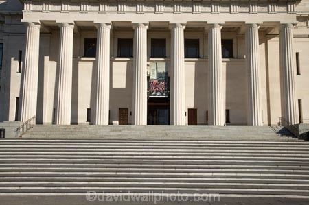 architecture;Auckland;Auckland-Domain;Auckland-Museum;Auckland-War-Memorial-Museum;building;buildings;column;columns;heritage;historic;historic-building;historic-buildings;historical;historical-building;historical-buildings;history;museum;museums;N.I.;N.Z.;New-Zealand;NI;North-Island;NZ;old;stair;stairs;step;steps;tradition;traditional