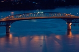 Auckland;Auckland-Harbour-Bridge;bridge;bridges;calm;dark;dusk;evening;harbor;harbors;harbour;harbours;light;lights;N.I.;N.Z.;New-Zealand;NI;night;night-time;night_time;North-Island;NZ;placid;quiet;reflection;reflections;serene;smooth;still;tranquil;twilight;Waitemata-Harbor;Waitemata-Harbour