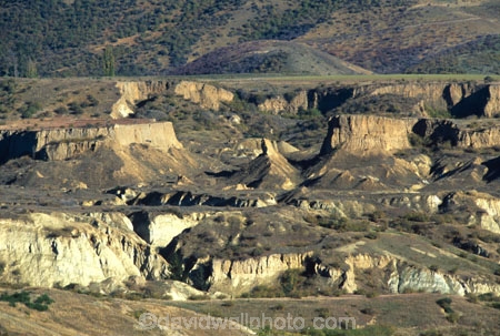 sluice;gold;gold-mining;goldmining;goldminers;tailings;tortured;beautiful;sculpted;1865;1910;diggings;water-races;tunnel;tunnels;shaft;shafts;cob;stone;desolate;memories