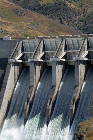 Central-Otago;Clutha-River;Clyde;Clyde-Dam;Clyde-Power-Station;dam;dams;electric;electrical;electricity;electricity-generation;electricity-generators;energy;environment;environmental;floodgate;floodgates;generate;generating;generation;generator;generators;hydro;hydro-energy;hydro-generation;hydro-lake;hydro-lakes;hydro-power;hydro-power-station;hydro-power-stations;industrial;industry;lake;Lake-Dunstan;lakes;meridian;N.Z.;national-grid;New-Zealand;NZ;open-the-floodgates;Otago;overflow;power;power-generation;power-generators;power-plant;power-supply;renewable-energies;renewable-energy;S.I.;SI;South-Is.;South-Island;spillways;splliway;sustainable;sustainable-energies;sustainable-energy;technology;water