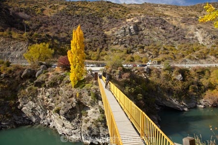 autuminal;autumn;autumn-colour;autumn-colours;autumnal;bridge;bridges;Central-Otago;color;colors;colour;colours;deciduous;fall;foot-bridge;foot-bridges;footbridge;footbridges;gold-mines;gold-mining;Goldfields;Goldfields-Mining-Centre;Goldfields-tourist-attraction;Kawarau-Gorge;Kawarau-River;leaf;leaves;N.Z.;New-Zealand;NZ;Otago;pedestrian-bridge;pedestrian-bridges;polars;poplar-tree;poplar-trees;S.I.;season;seasonal;seasons;SI;South-Is;South-Island;tree;trees