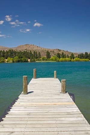 Central-Otago;Cornish-Point;jetties;jetty;lake;Lake-Dunstan;lakes;N.Z.;New-Zealand;NZ;Otago;pier;piers;S.I.;SI;South-Is;South-Island;Sth-Is;waterside;wharf;wharfes;wharves
