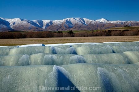 agricultural;agriculture;alp;alpine;alps;altitude;Aotearoa;Central-Otago;circular;cold;Coldness;country;countryside;extreme-weather;farm;farming;farmland;farms;field;fields;freeze;freezing;hay;hay-bale;hay-bales;high-altitude;Kakanui-Mountains;Kakanui-Mtns;Kyeburn;Maniototo;meadow;meadows;mount;mountain;mountain-peak;mountainous;mountains;mountainside;mt;N.Z.;New-Zealand;NZ;Otago;outdoor;outdoors;outside;paddock;paddocks;pasture;pastures;peak;peaks;Ranfurly;range;ranges;round;round-hay-bale;rural;S.I.;Scenic;Scenics;Season;Seasons;SI;snow;snow-capped;snow_capped;snowcapped;snowy;South-Is;South-Is.;South-Island;Sth-Is;straw;weather;White;winter;winter-feed;Wintertime;wintery;wintry