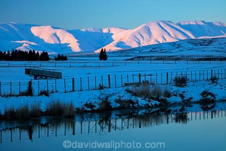 alpenglo;alpenglow;alpine;alpinglo;alpinglow;Aotearoa;calm;Central-Otago;cold;Coldness;color;colors;colour;colours;dusk;evening;extreme-weather;fence;fence-line;fence-lines;fence_line;fence_lines;fenceline;fencelines;fences;freeze;freezing;Hawkdun-Ra;Hawkdun-Range;Hills-Creek;Ida-Ra;Ida-Range;Ida-Rd;Ida-Valley;Idaburn;irrigation-pond;Maniototo;mountain;mountainous;mountains;mt;N.Z.;New-Zealand;night;night_time;nightfall;NZ;Otago;Oturehua;placid;pond;ponds;quiet;reflected;reflection;reflections;S.I.;Scenic;Scenics;Season;Seasons;serene;SI;smooth;snow;snowy;South-Is;South-Island;Sth-Is;still;sunset;sunsets;tranquil;twilight;water;weather;white;winter;Wintertime;wintery;wintry